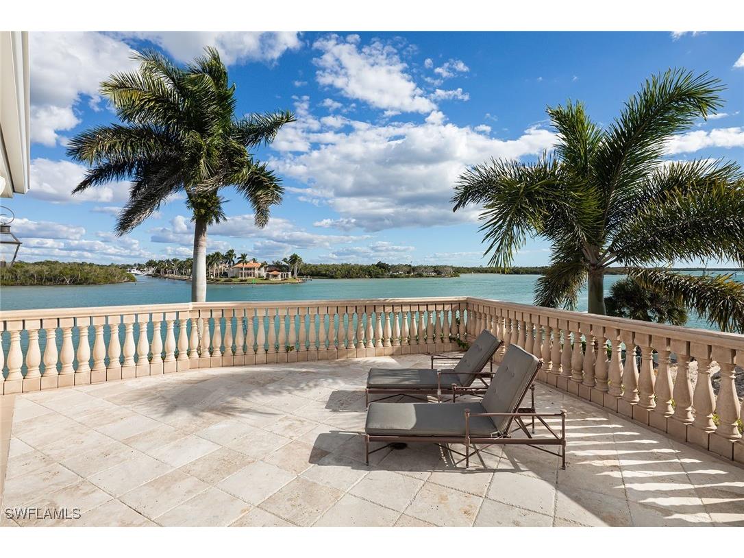 1975 Galleon Drive Naples FL 34102 226003650 image22