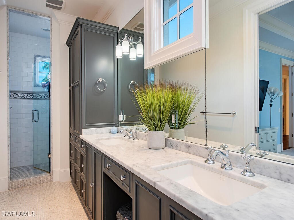 1975 Gulf Shore Boulevard S Naples FL 34102 225072774 image30