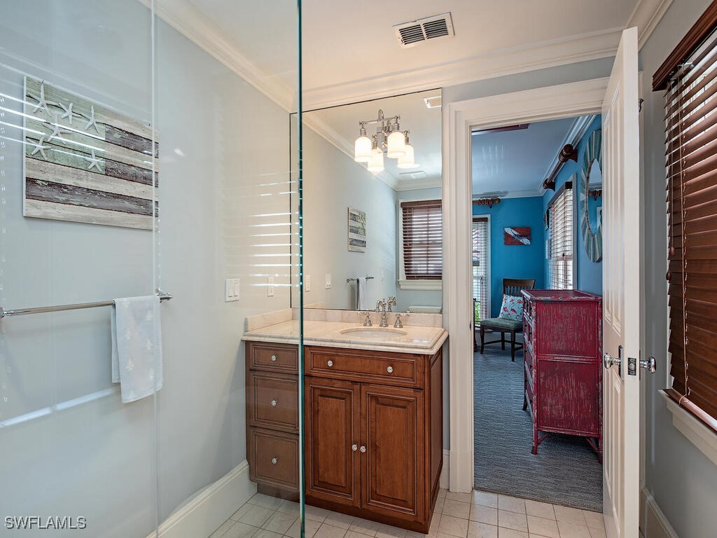 1975 Gulf Shore Boulevard S Naples FL 34102 225072774 image36