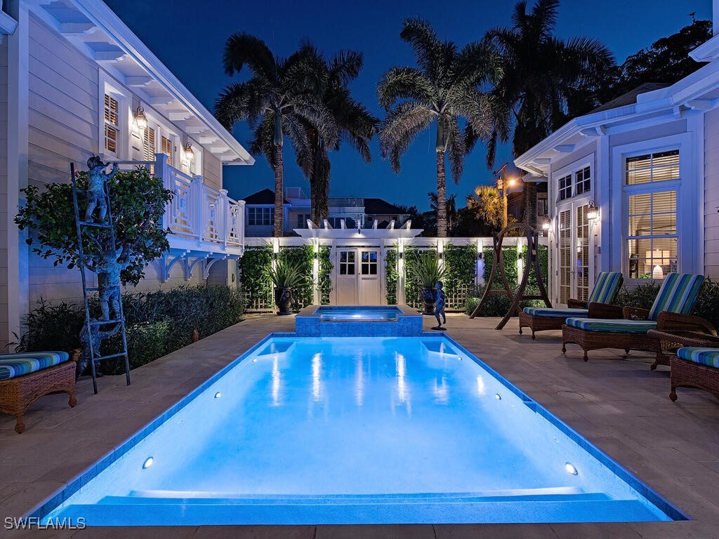 1975 Gulf Shore Boulevard S Naples FL 34102 225072774 image50