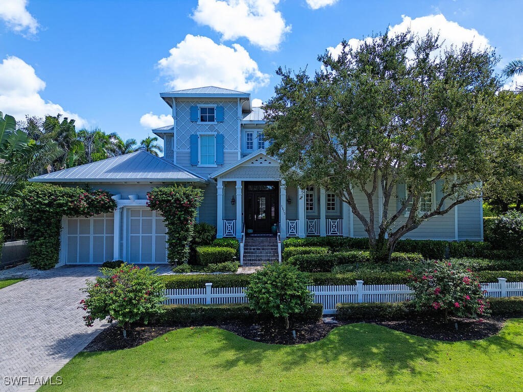 1975 Gulf Shore Boulevard S Naples FL 34102 225072774 image6