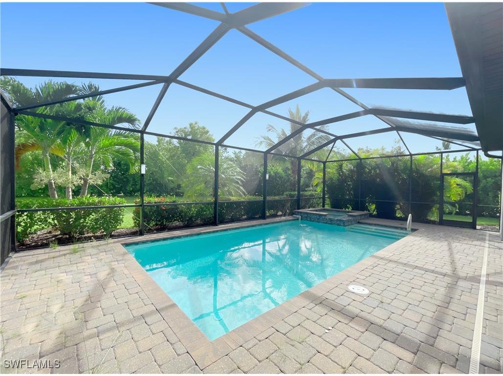 1975 Mustique Street Naples FL 34120 225064850 image4