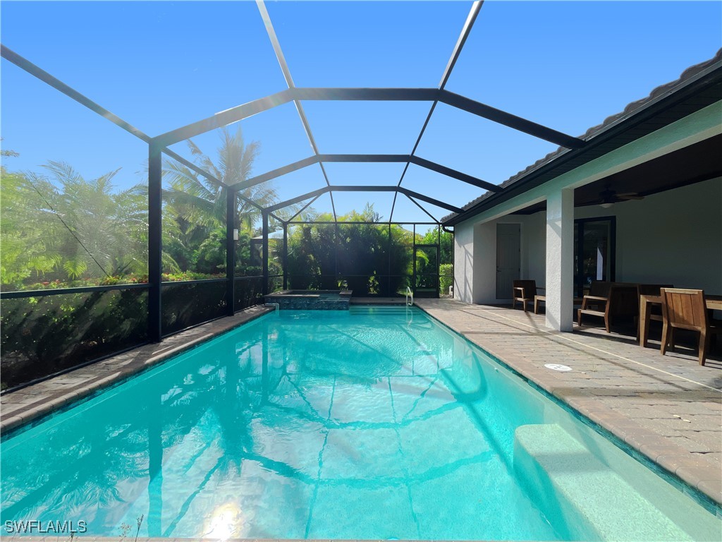 1975 Mustique Street Naples FL 34120 225064850 image5