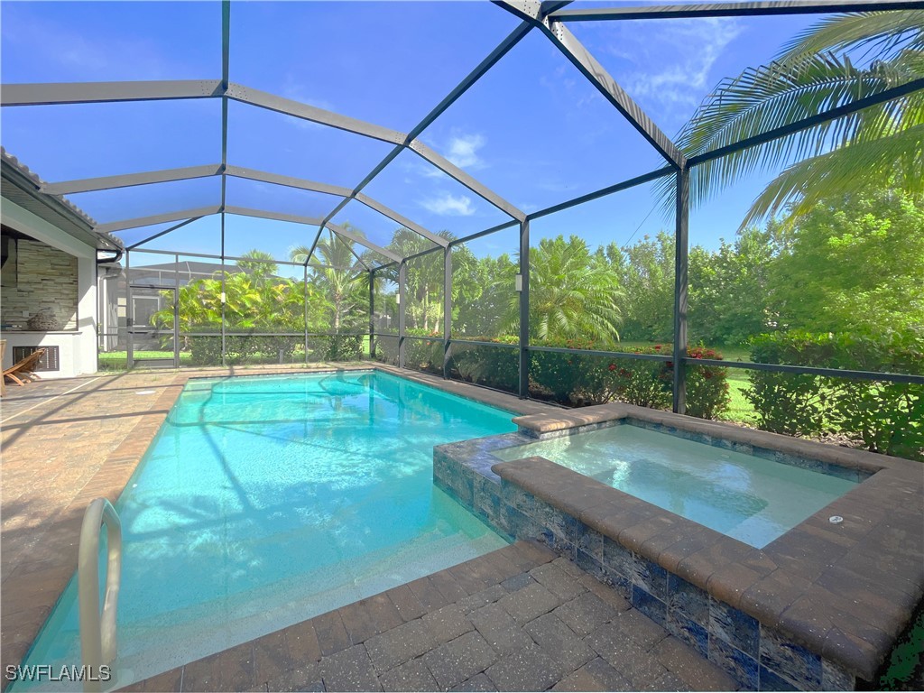 1975 Mustique Street Naples FL 34120 225064850 image6