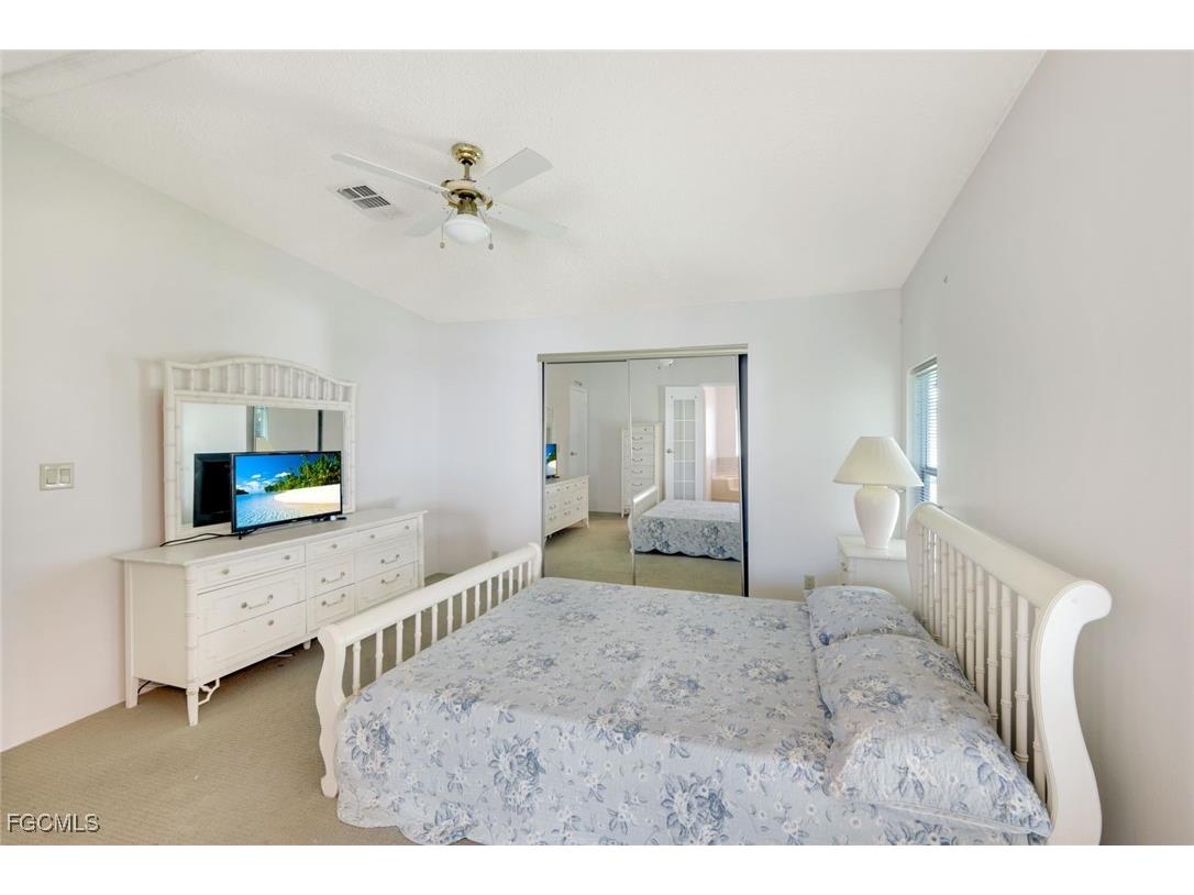 19757 Frenchmans Court North Fort Myers FL 33903 2025010983 image13