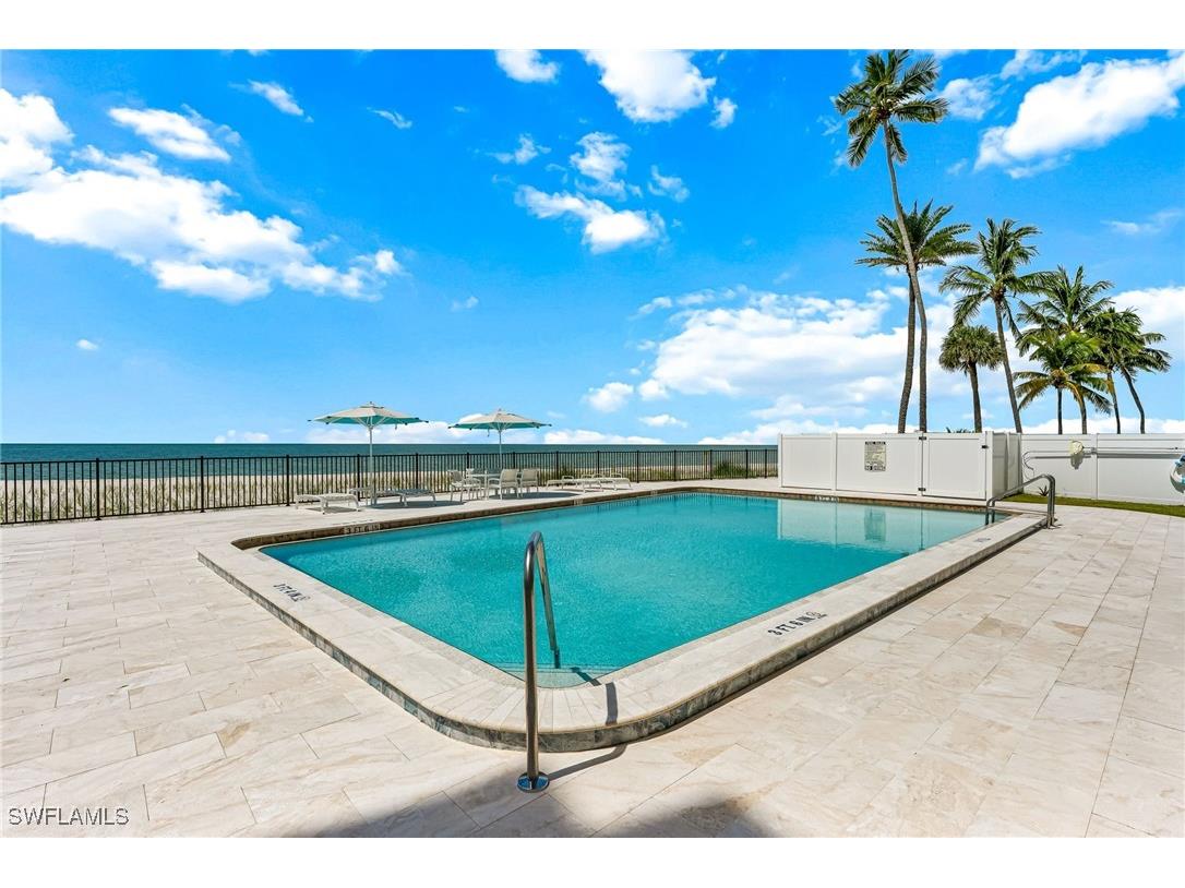 1977 Gulf Shore Boulevard N #204 Naples FL 34102 225072169 image26