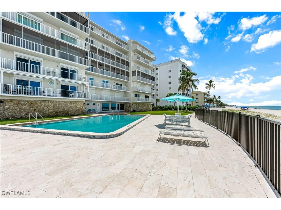 1977 Gulf Shore Boulevard N #204 Naples FL 34102 225072169 image28