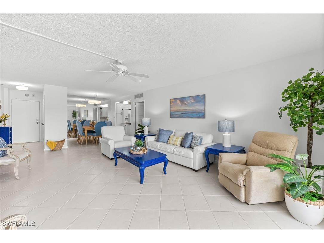 1977 Gulf Shore Boulevard N #204 Naples FL 34102 225072169 image8