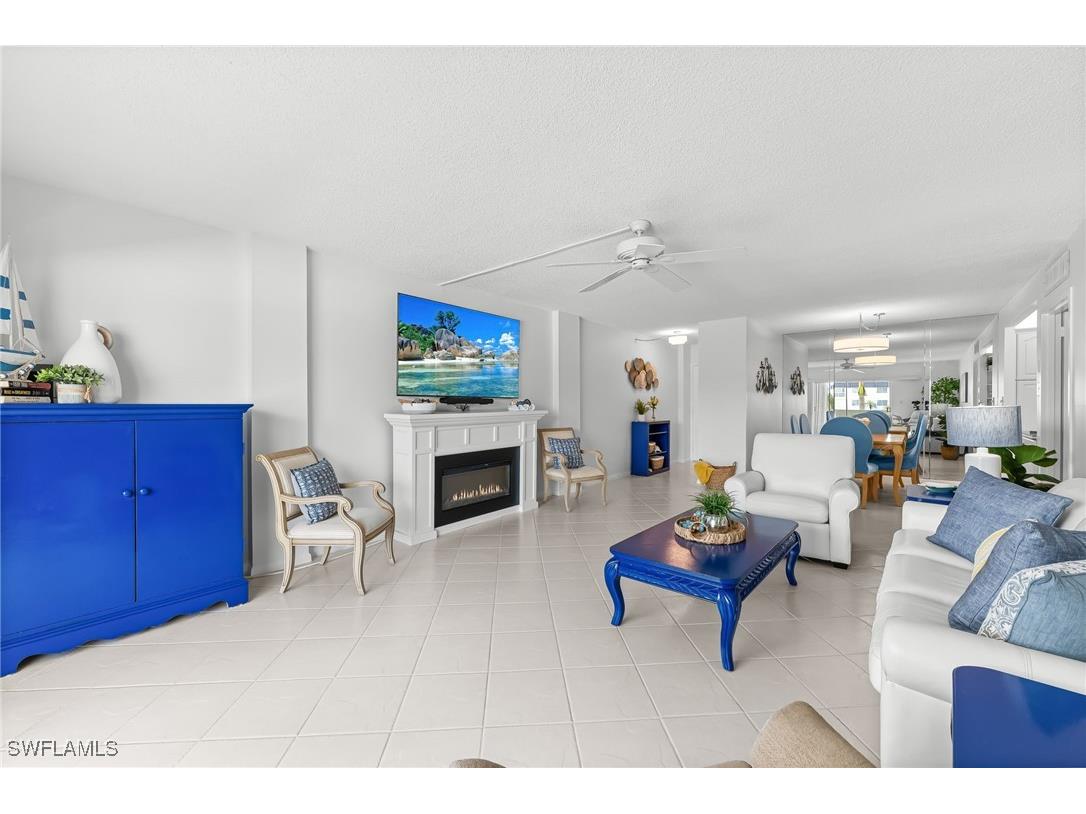 1977 Gulf Shore Boulevard N #204 Naples FL 34102 225072169 image9