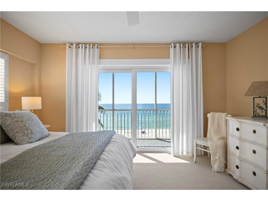 1977 Gulf Shore Boulevard N #401 Naples FL 34102 225077815 image12