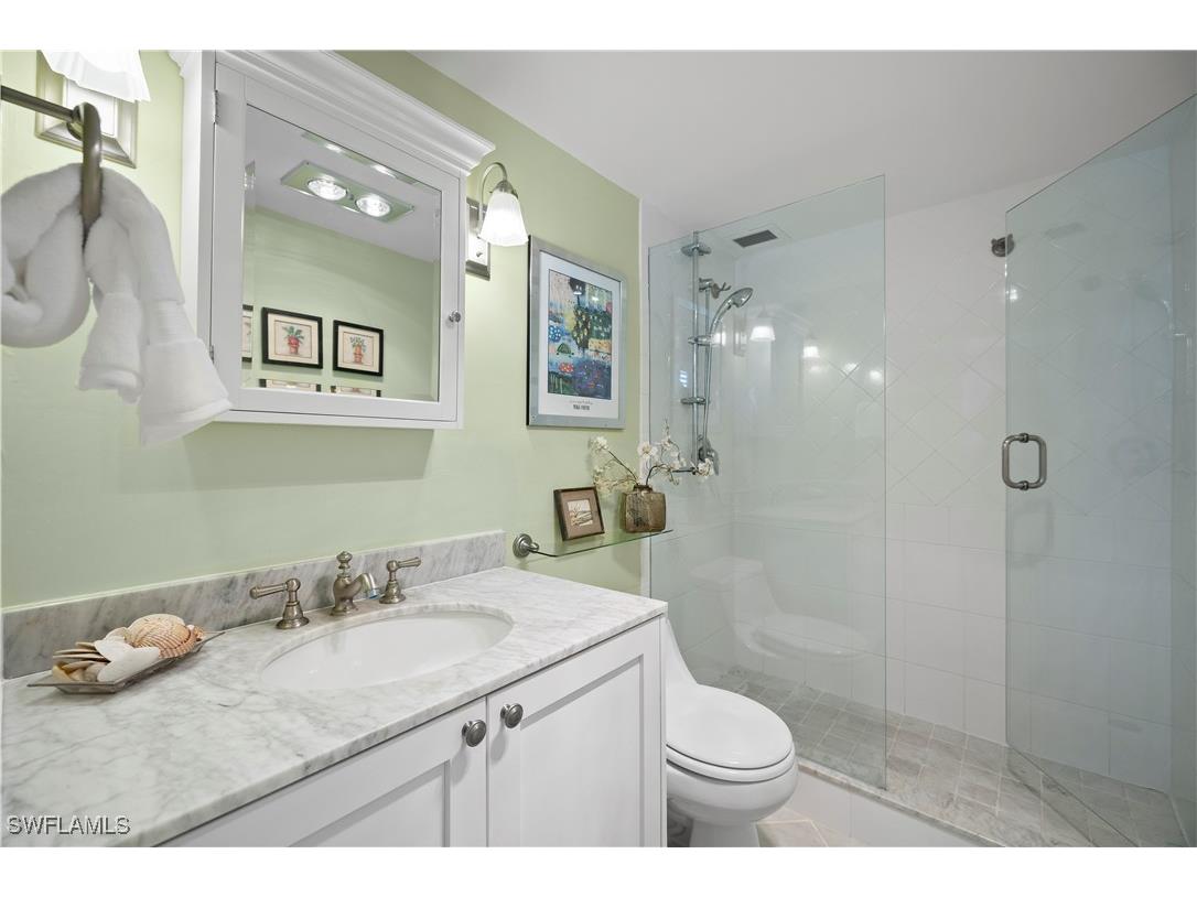 1977 Gulf Shore Boulevard N #401 Naples FL 34102 225077815 image13