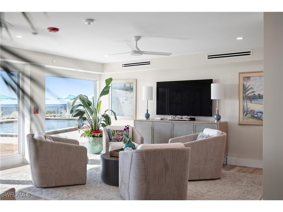 1977 Gulf Shore Boulevard N #401 Naples FL 34102 225077815 image18