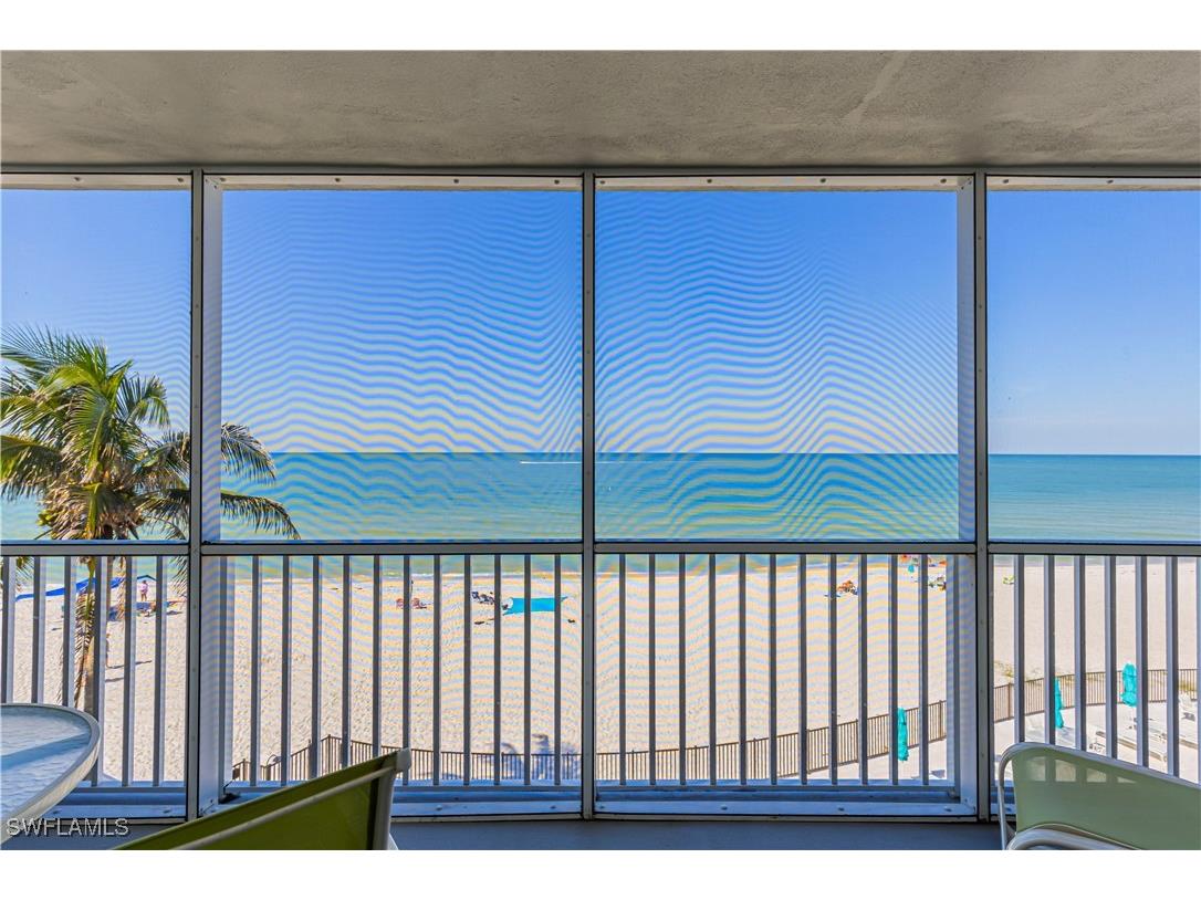 1977 Gulf Shore Boulevard N #401 Naples FL 34102 225077815 image2