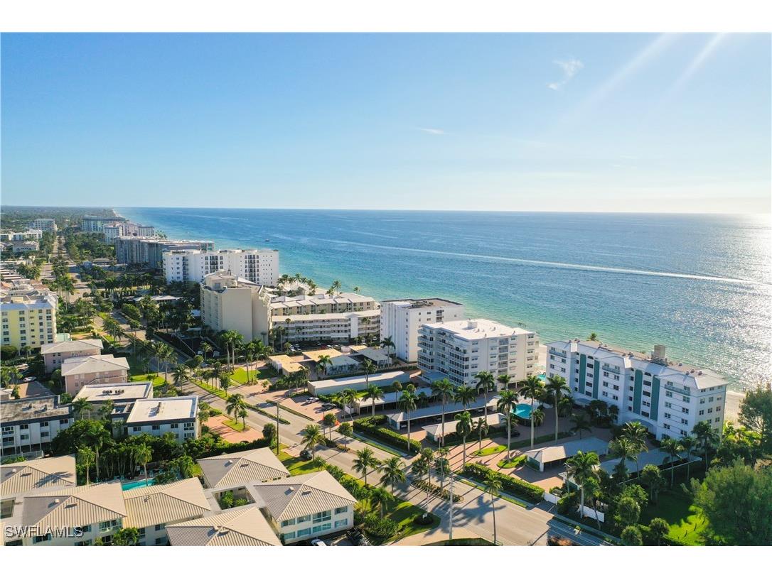 1977 Gulf Shore Boulevard N #401 Naples FL 34102 225077815 image22