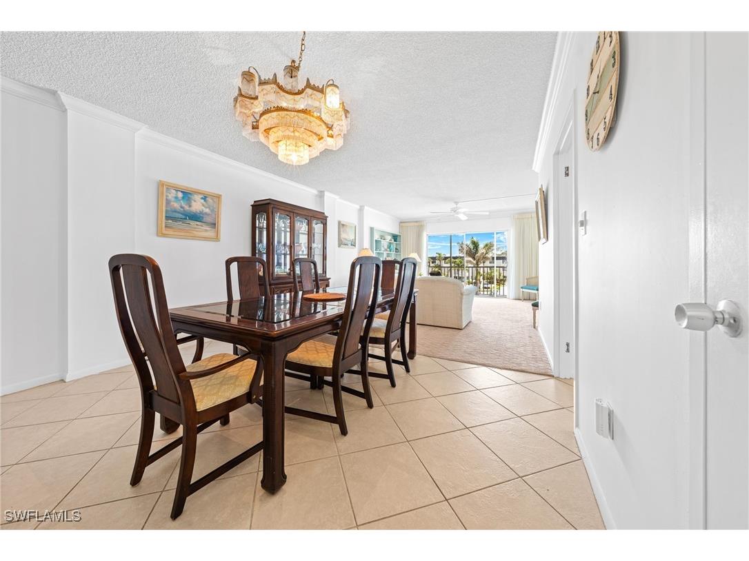 1977 Gulf Shore Boulevard N #302 Naples FL 34102 225072959 image14