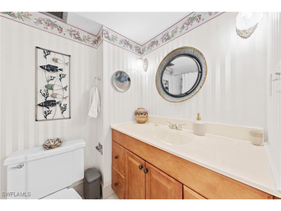 1977 Gulf Shore Boulevard N #302 Naples FL 34102 225072959 image29