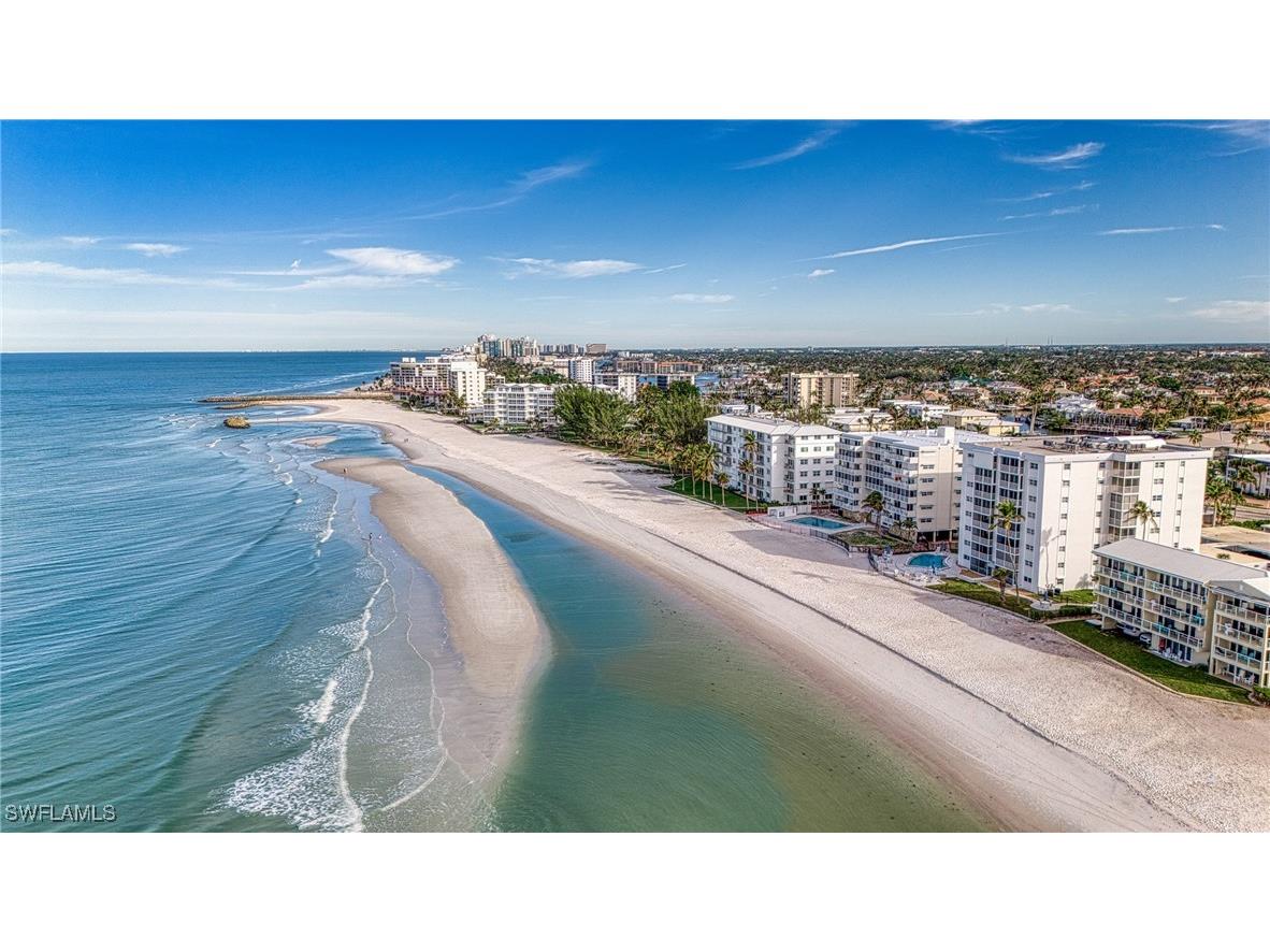1977 Gulf Shore Boulevard N #302 Naples FL 34102 225072959 image4