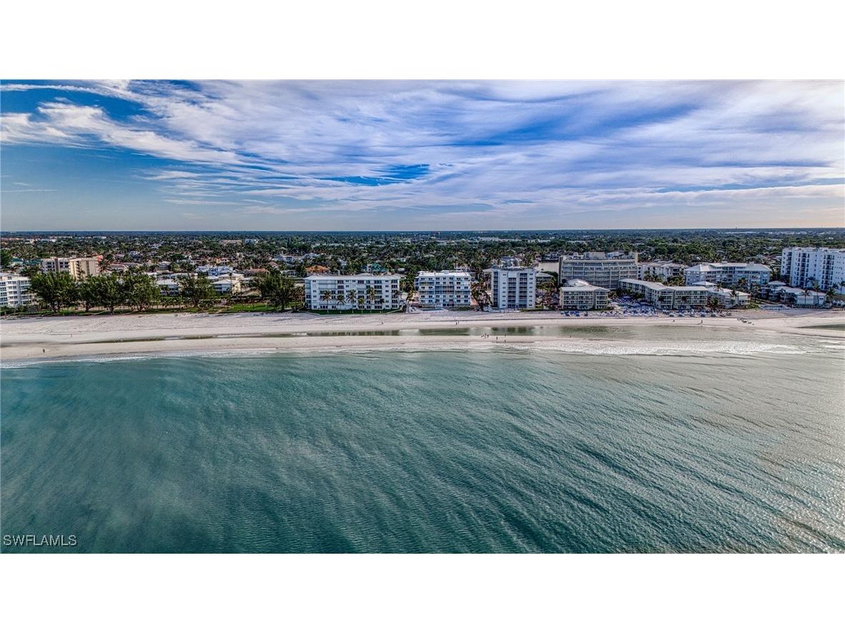 1977 Gulf Shore Boulevard N #302 Naples FL 34102 225072959 image44