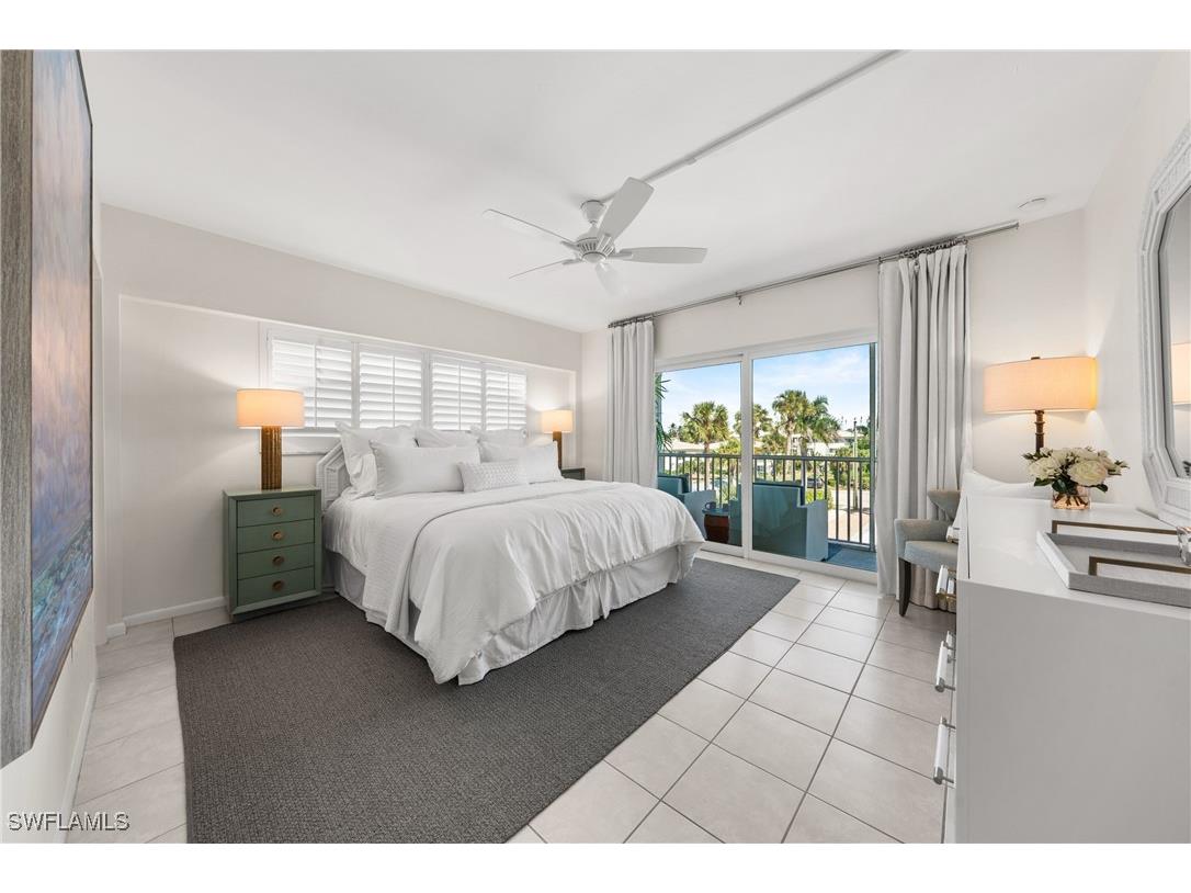 1977 Gulf Shore Boulevard N #306 Naples FL 34102 225078190 image25