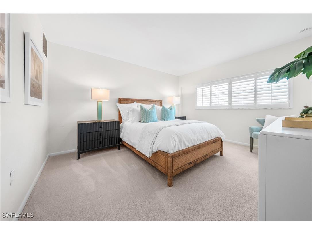 1977 Gulf Shore Boulevard N #306 Naples FL 34102 225078190 image27