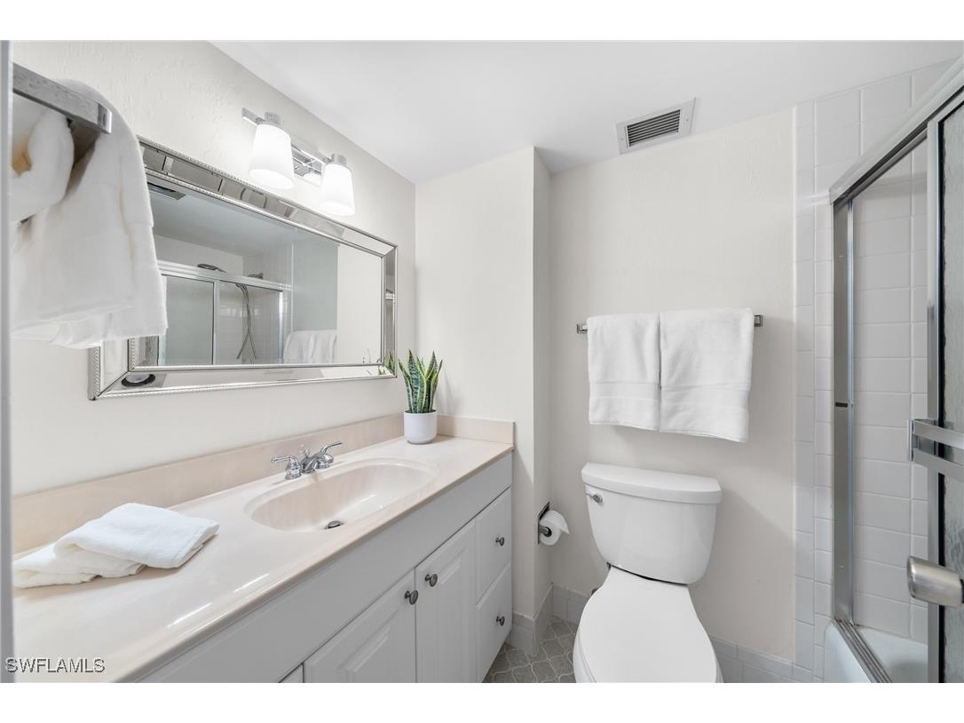 1977 Gulf Shore Boulevard N #306 Naples FL 34102 225078190 image29