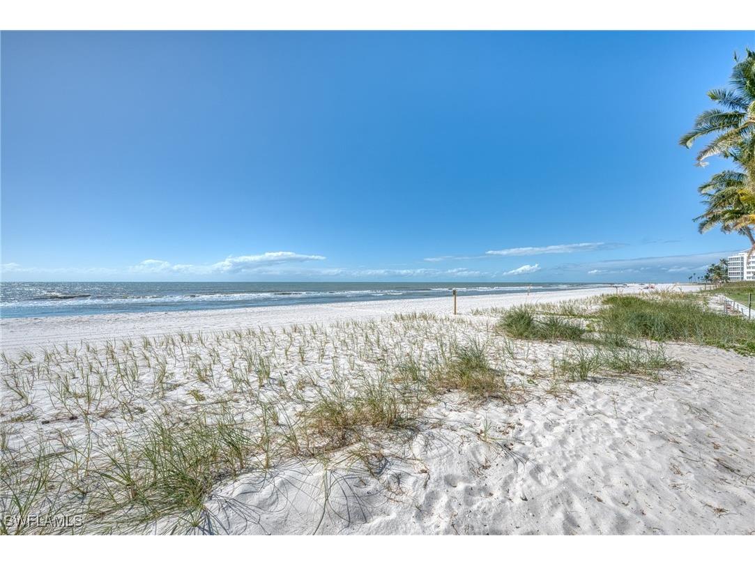 1977 Gulf Shore Boulevard N #306 Naples FL 34102 225078190 image45