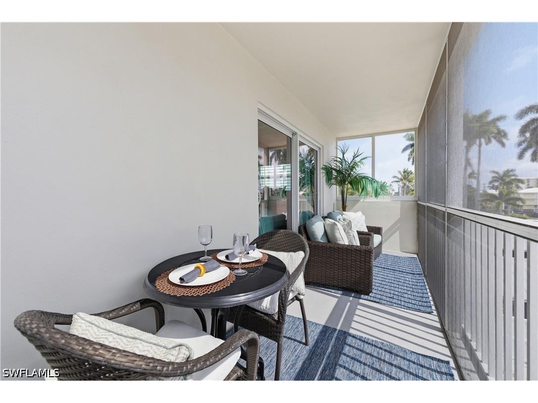 1977 Gulf Shore Boulevard N #306 Naples FL 34102 226019648 image15