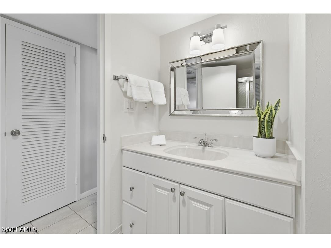 1977 Gulf Shore Boulevard N #306 Naples FL 34102 226019648 image21