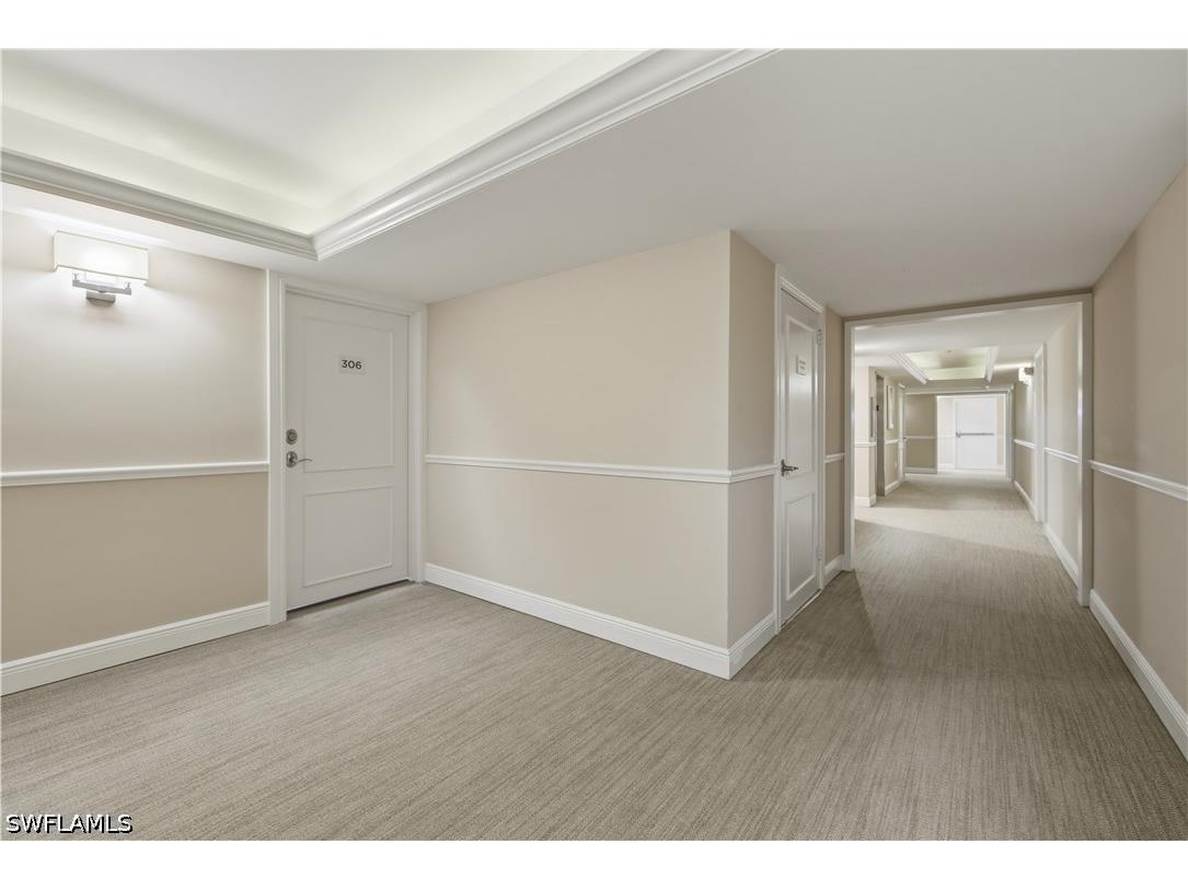1977 Gulf Shore Boulevard N #306 Naples FL 34102 226019648 image3