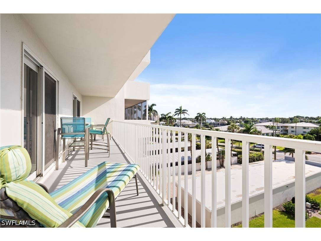 1977 Gulf Shore Boulevard N #504 Naples FL 34102 226016595 image13