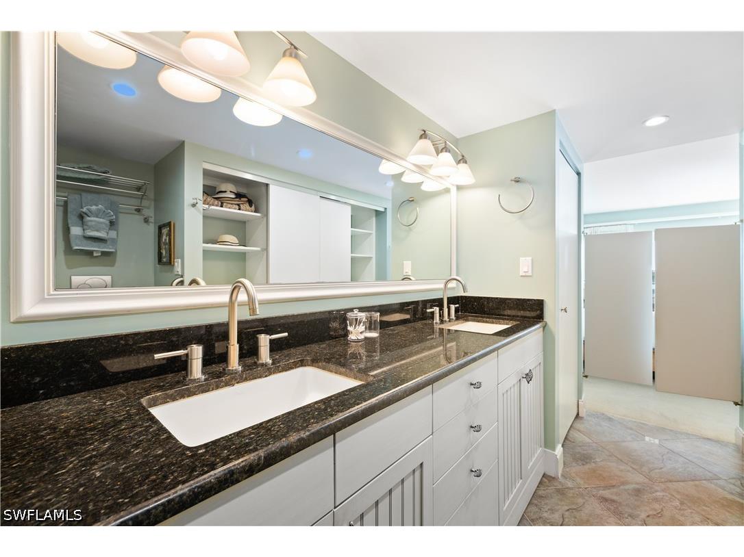 1977 Gulf Shore Boulevard N #504 Naples FL 34102 226016595 image17