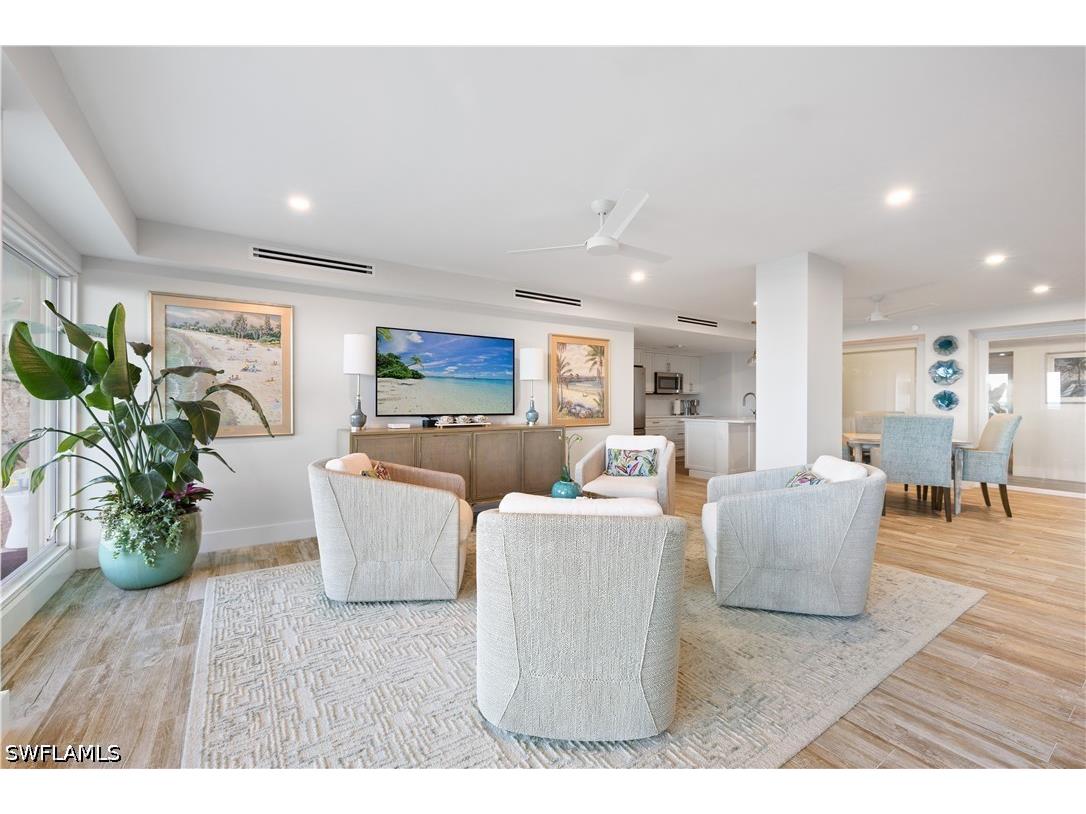 1977 Gulf Shore Boulevard N #504 Naples FL 34102 226016595 image24