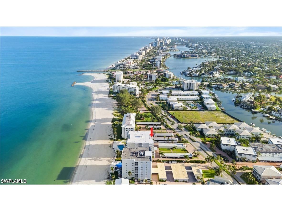 1977 Gulf Shore Boulevard N #504 Naples FL 34102 226016595 image28