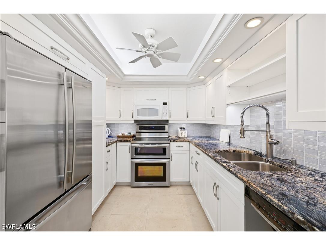1977 Gulf Shore Boulevard N #504 Naples FL 34102 226016595 image6