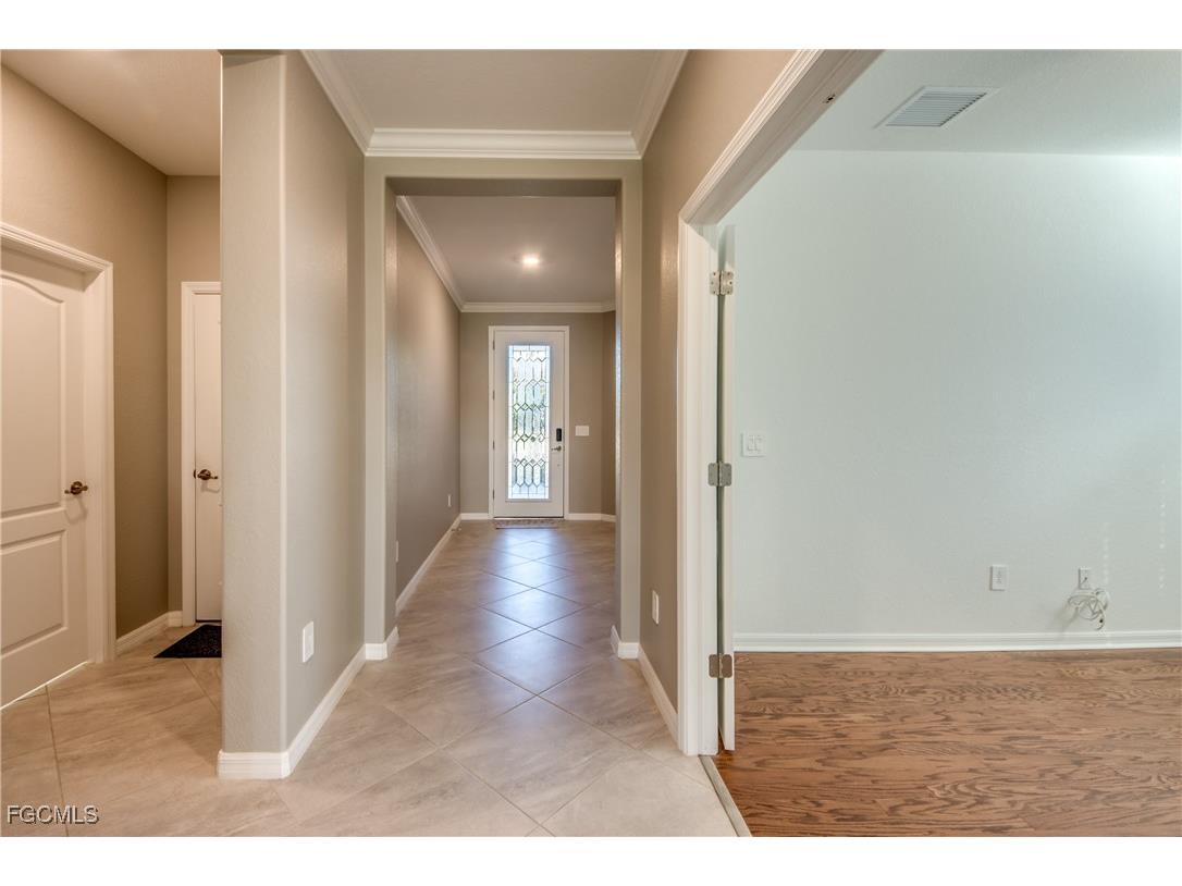 19777 The Place Boulevard Estero FL 33928 2025000774 image5