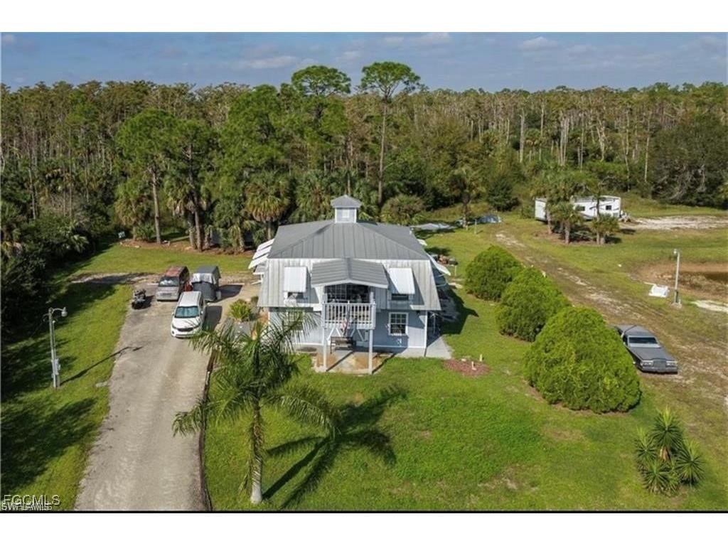 19790 Burgundy Farms Road Estero FL 33928 2025023059 image1