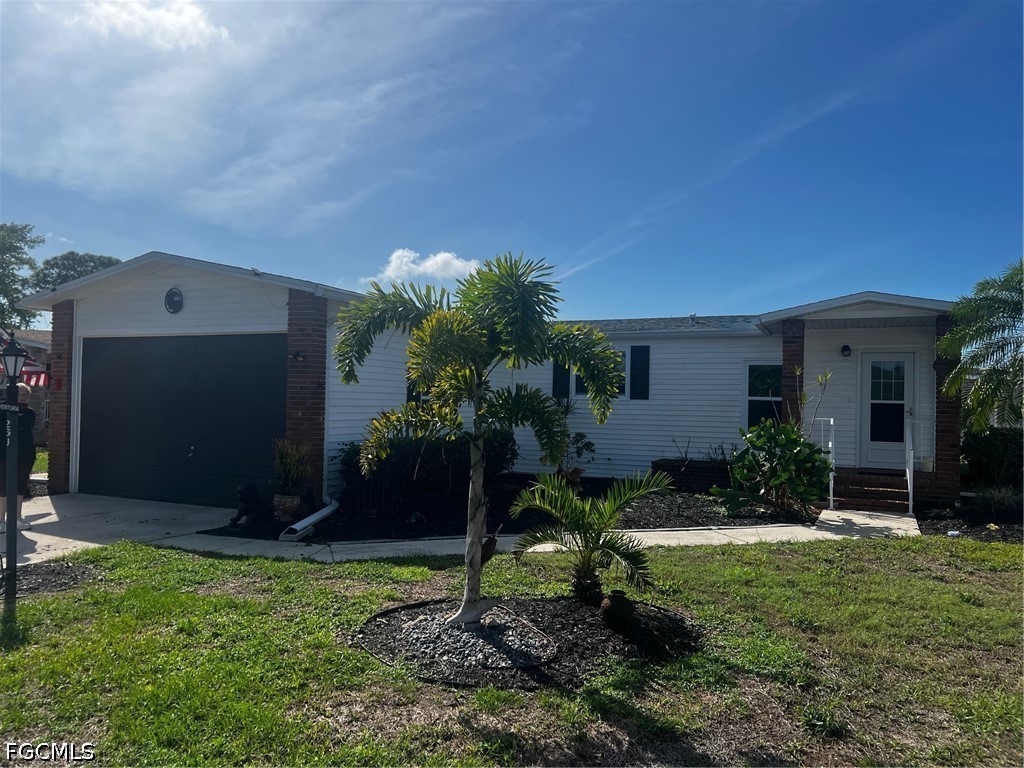 19795 Frenchmans Court North Fort Myers FL 33903 2026016361 image1