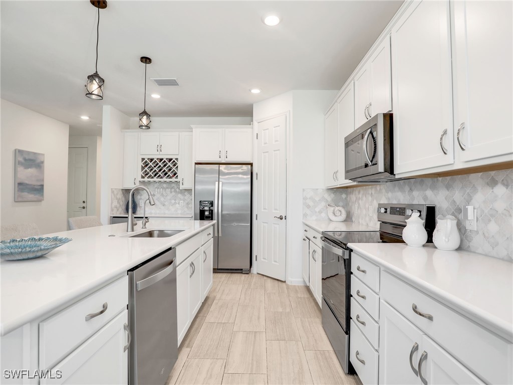 19797 The Place Boulevard Estero FL 33928 225078132 image9