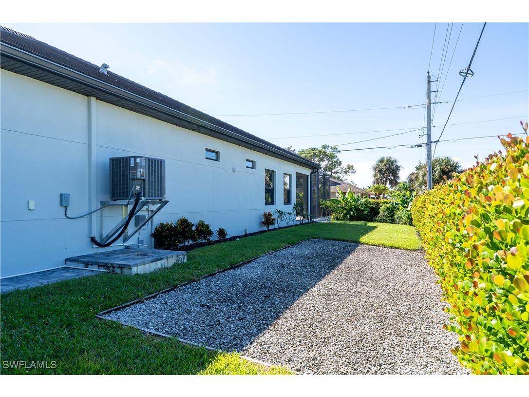 198 2nd Street Bonita Springs FL 34134 225071560 image28