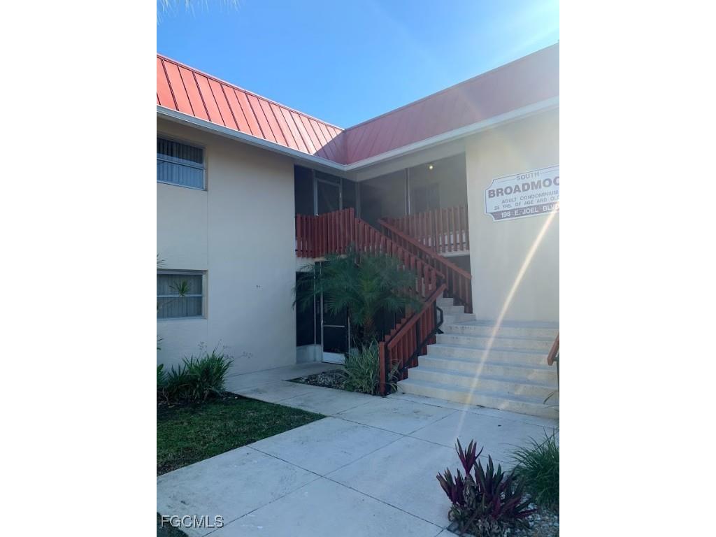 198 Joel Boulevard #5 Lehigh Acres FL 33936 2025012667 image1