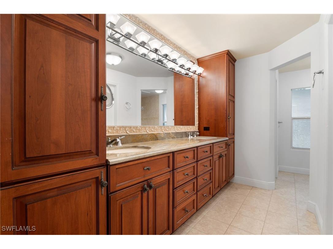 1980 Gordon Drive Naples FL 34102 225078818 image10