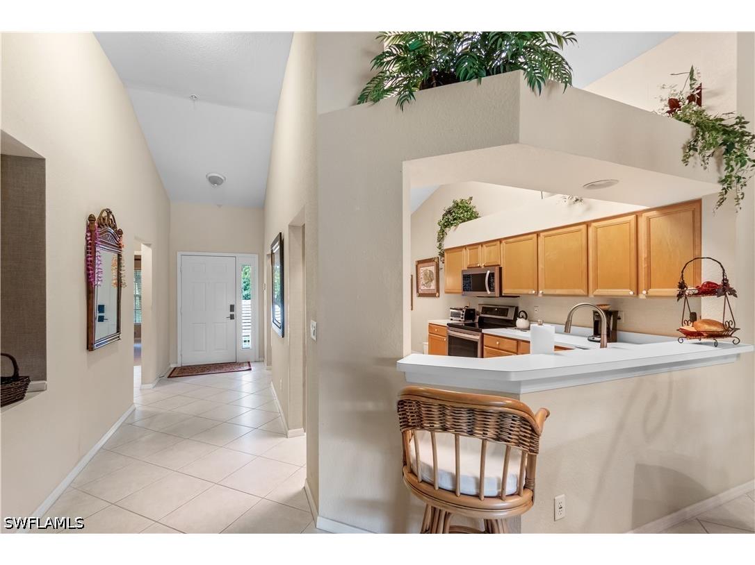 1980 Willow Bend Circle #7-204 Naples FL 34109 226023491 image4