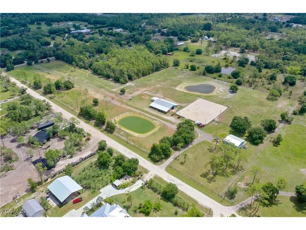 19800 Skipper Road North Fort Myers FL 33917 2025013489 image1