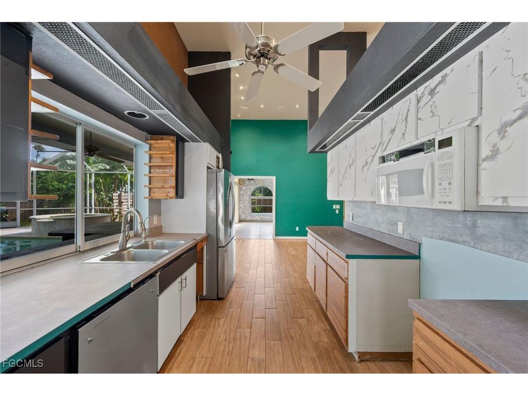 1981 Carbonata Drive Alva FL 33920 2025013967 image10