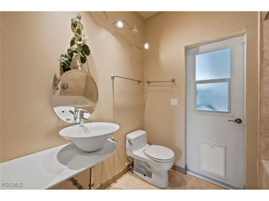 1981 Carbonata Drive Alva FL 33920 2025013967 image23