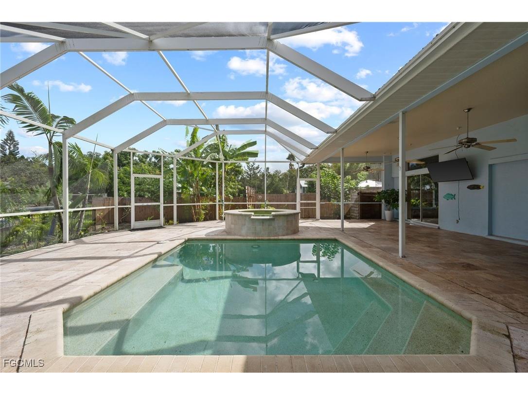 1981 Carbonata Drive Alva FL 33920 2025013967 image28