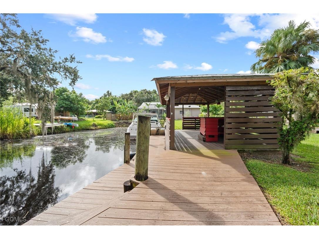 1981 Carbonata Drive Alva FL 33920 2025013967 image34