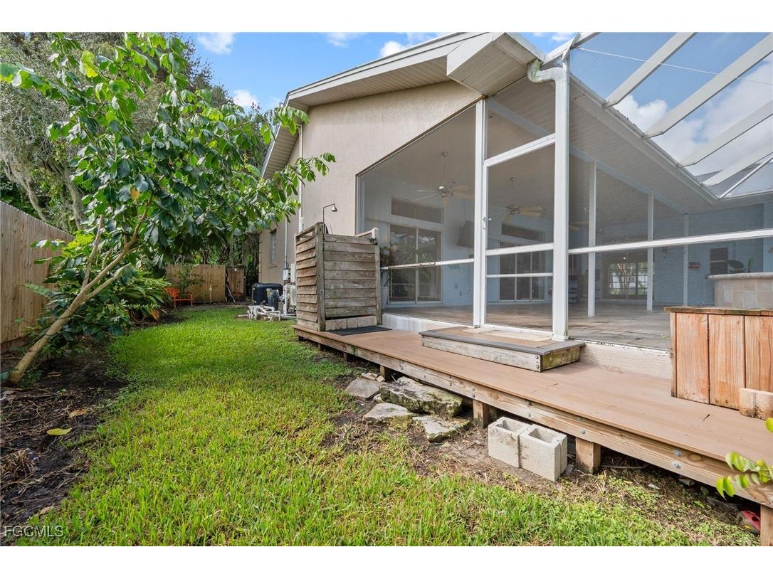 1981 Carbonata Drive Alva FL 33920 2025013967 image38