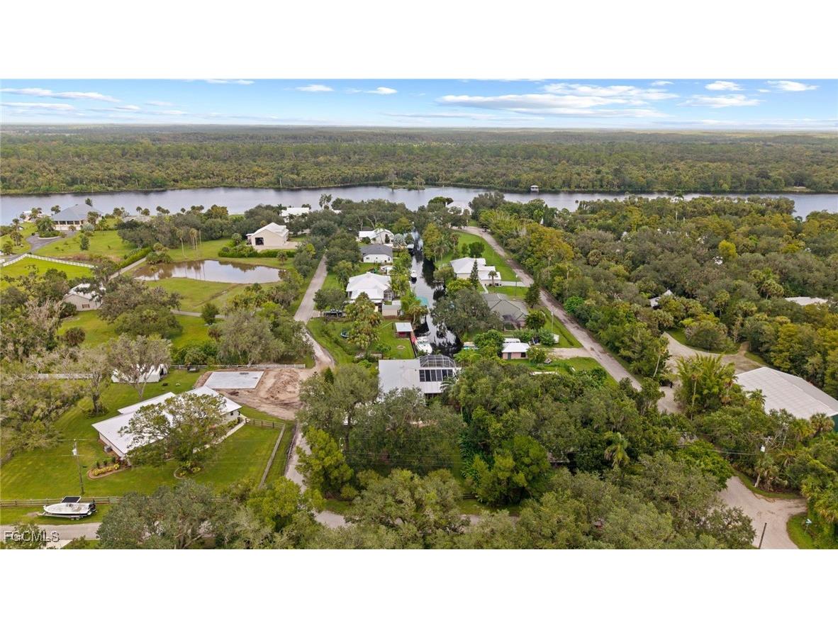 1981 Carbonata Drive Alva FL 33920 2025013967 image40