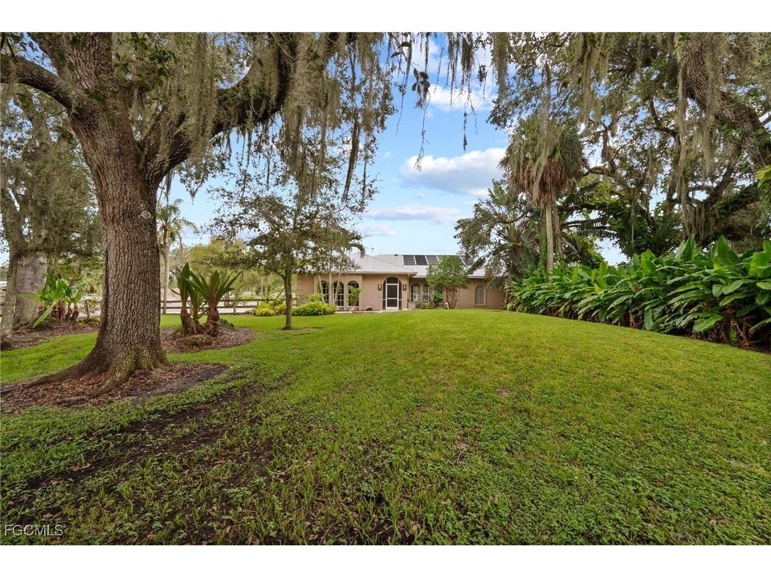 1981 Carbonata Drive Alva FL 33920 2025013967 image48